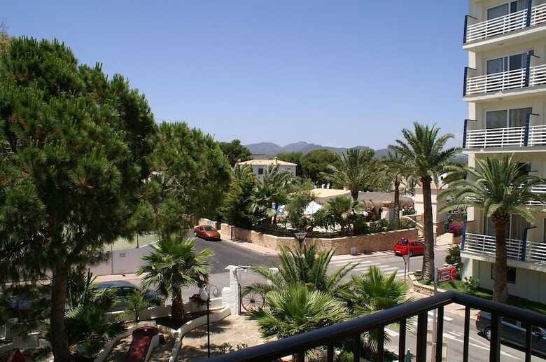 Aparthotel Bella Maria Apartments & Pool Club