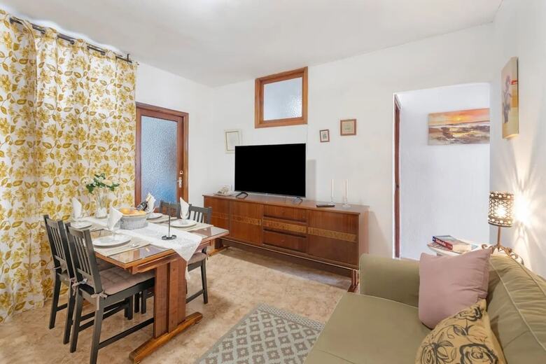 Apartamentos Home Elias La Palma City
