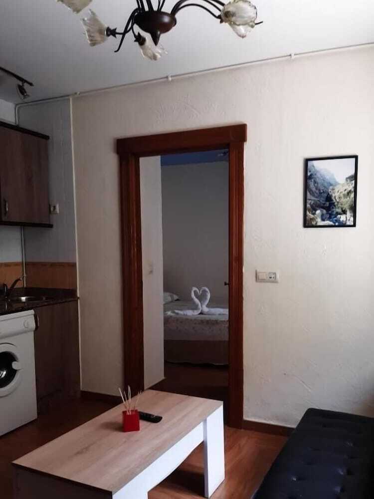 Aparthotel Apartamentos Aguasaliu