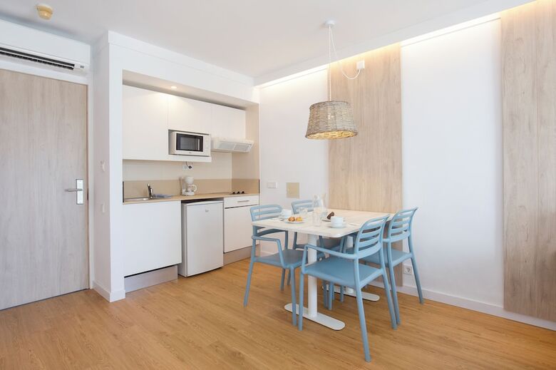 Aparthotel Cabot Hobby Club Apartments