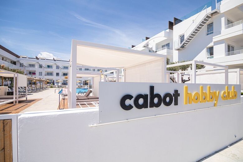Aparthotel Cabot Hobby Club Apartments