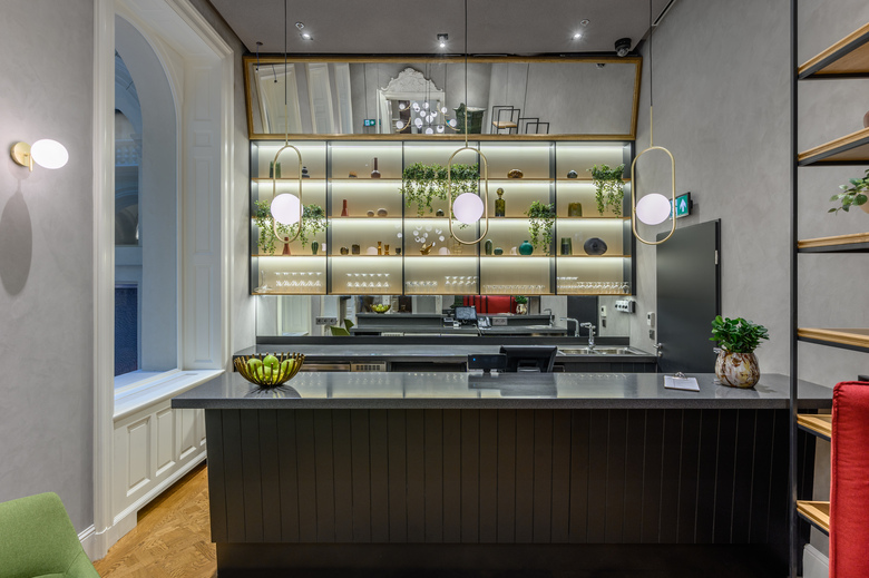 Hotel Oktogon Haggenmacher By Continental Group