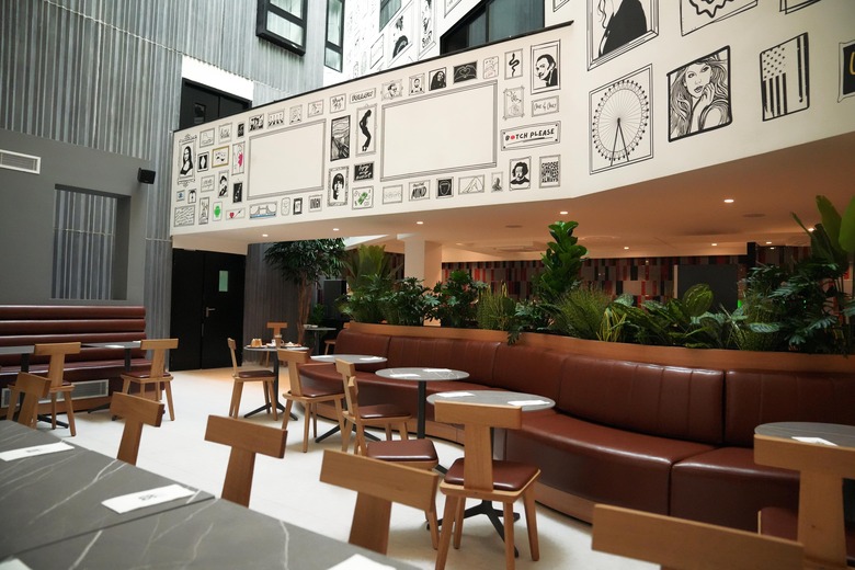 So City Hotel