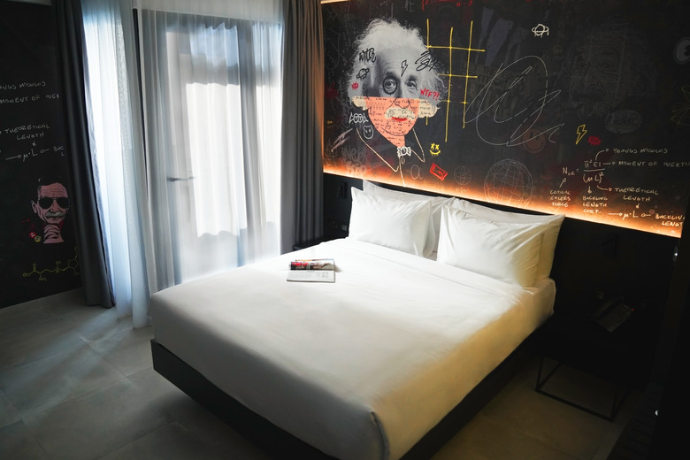 So City Hotel