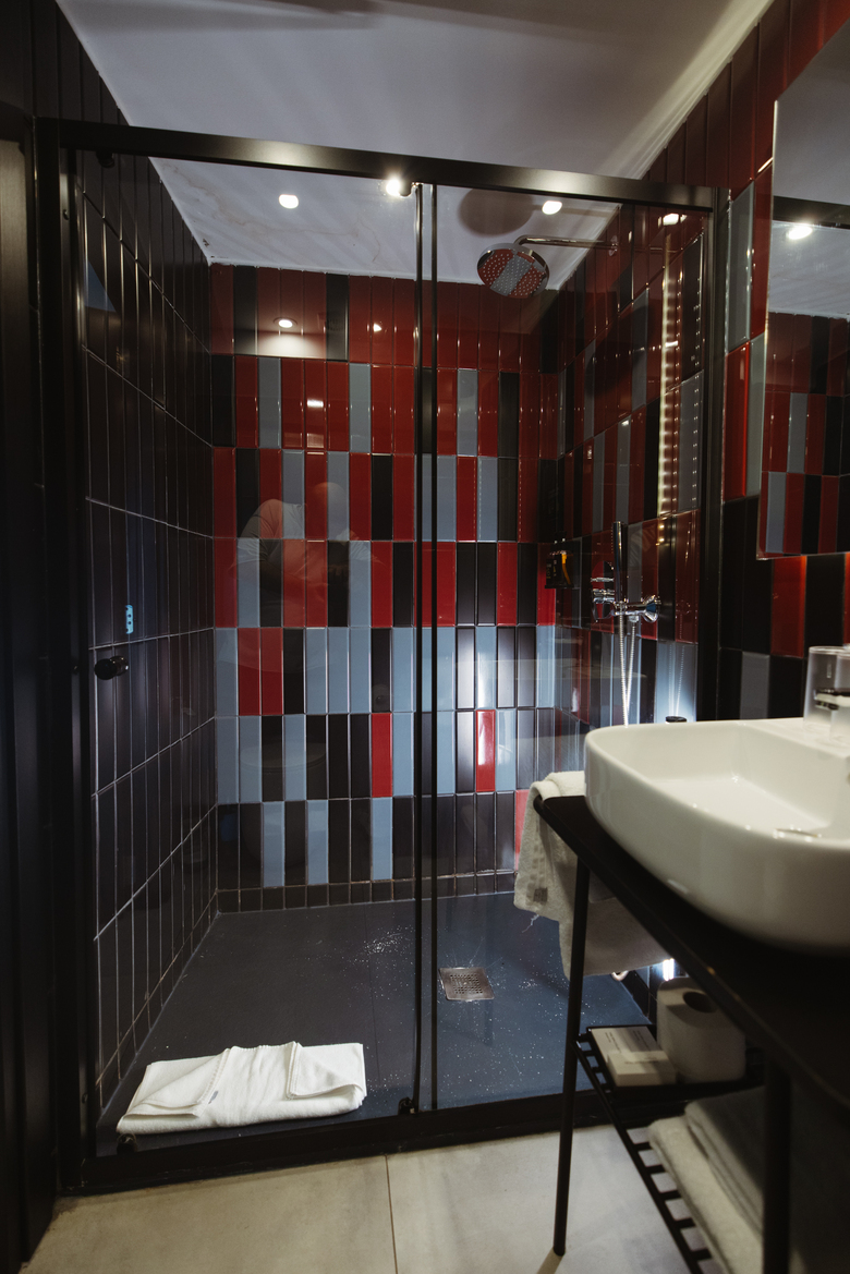 So City Hotel