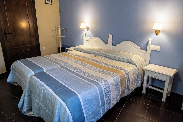 Hotel Chozos Rurales El Solitario