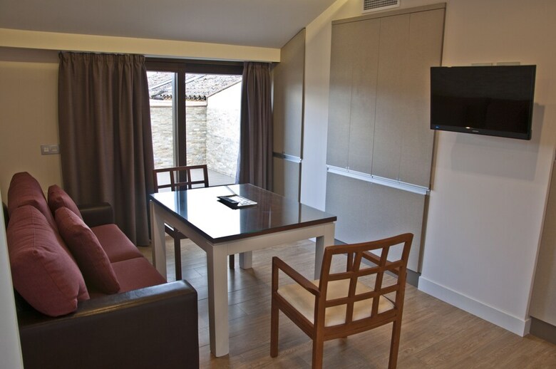 Aparthotel Apartamentos Rondacentro