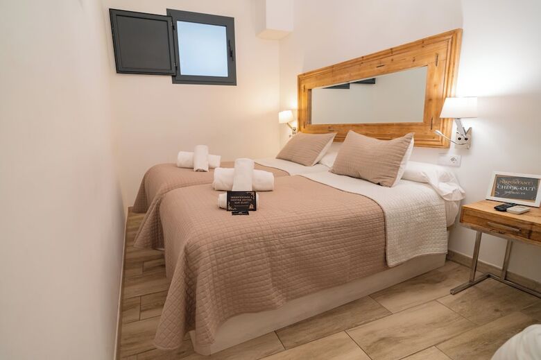 Hotel Center Suites San Eloy