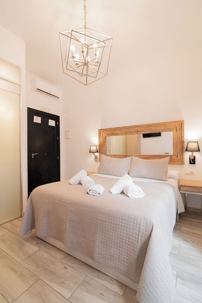 Hotel Center Suites San Eloy