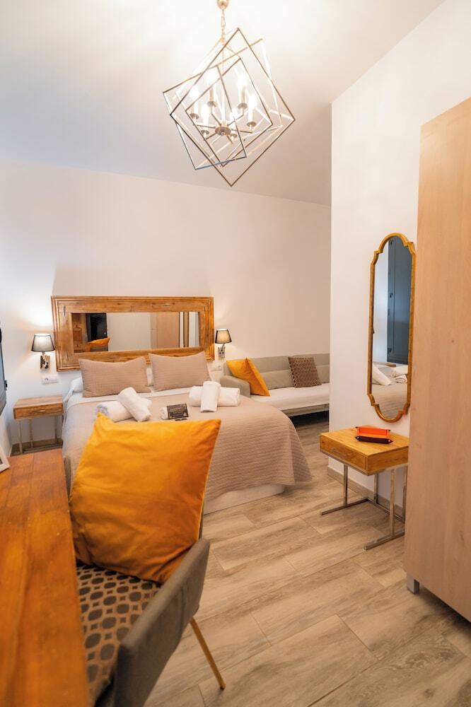 Hotel Center Suites San Eloy