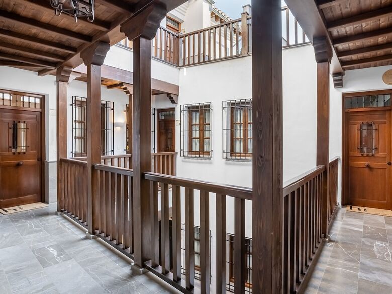 Aparthotel Limehome Granada Calle Sta. Ana