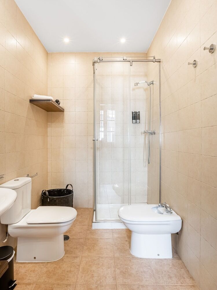 Aparthotel Limehome Granada Calle Sta. Ana