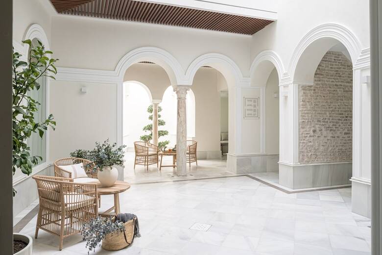 Aparthotel Mylu Suites By Puerta Catedral