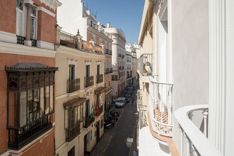 Aparthotel Mylu Suites By Puerta Catedral