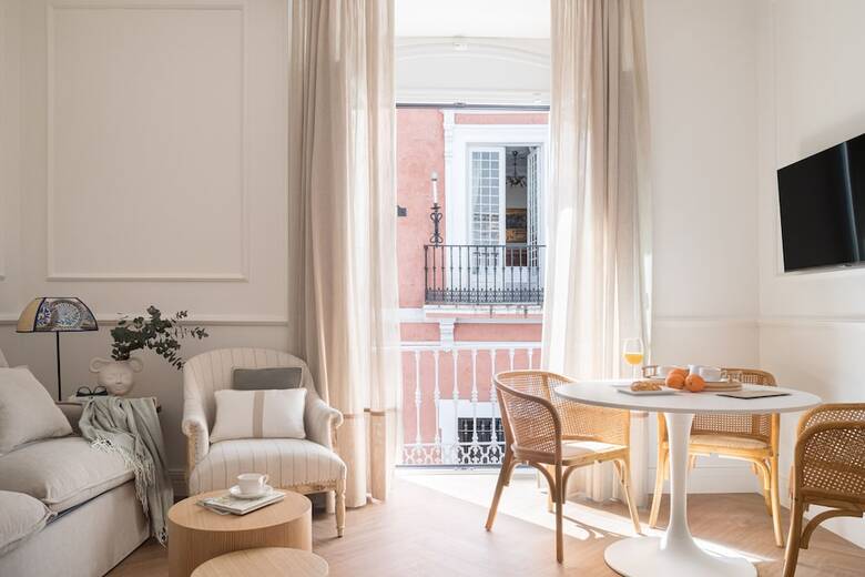 Aparthotel Mylu Suites By Puerta Catedral