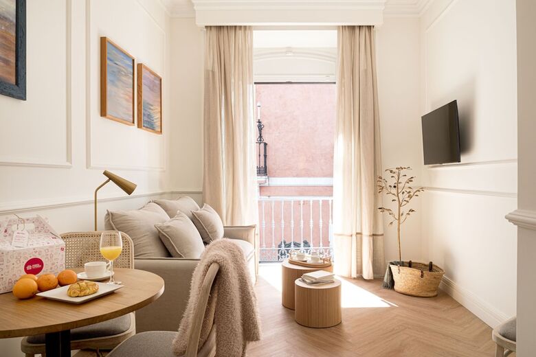 Aparthotel Mylu Suites By Puerta Catedral