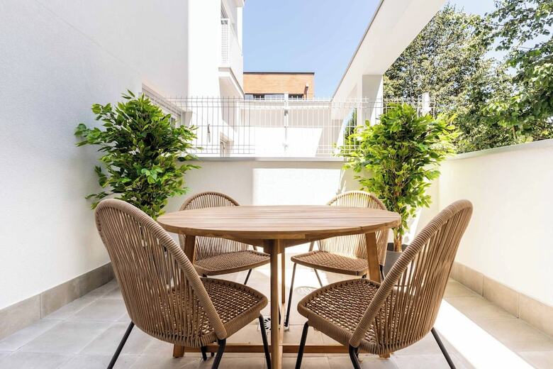 Aparthotel Limehome Oviedo Calle Postigo Bajo