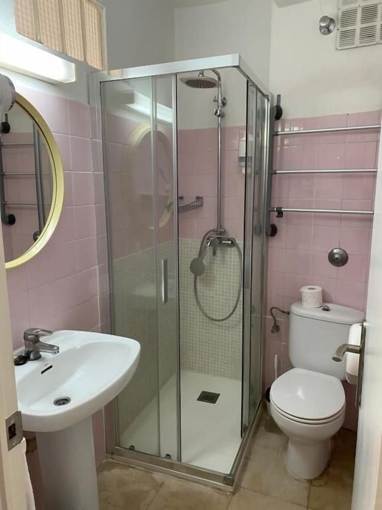 Hotel Nou Roser