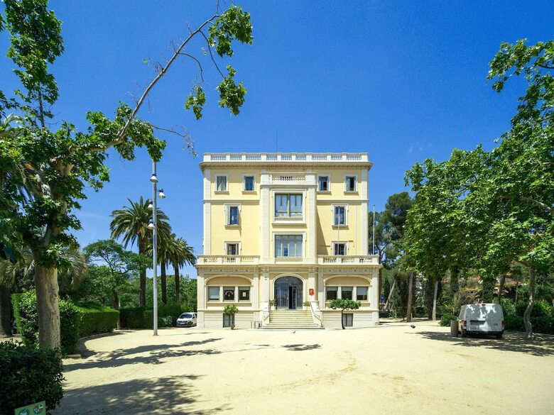 Aparthotel Limehome Barcelona Carrer De Fontcoberta