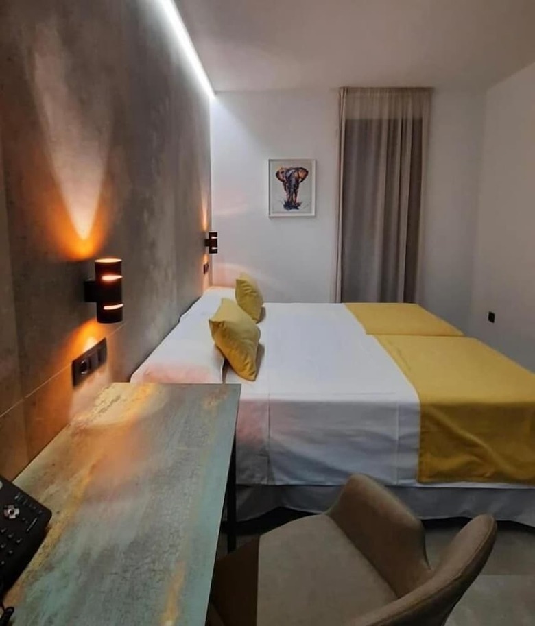 Hotel �ngel