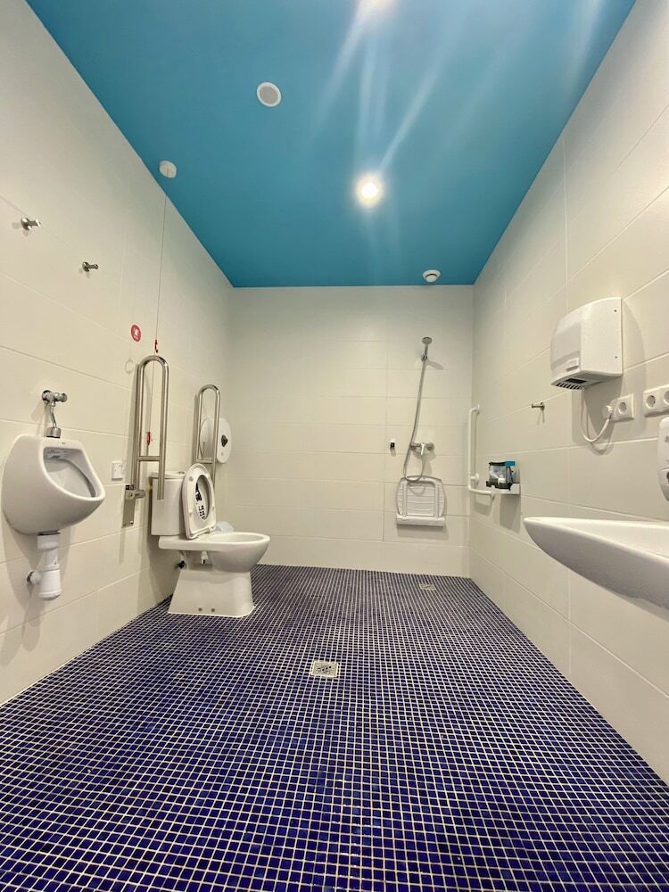 Hostal We Street Hostel - Albergue Juvenil