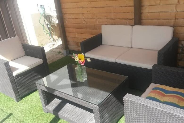 Hostal Alojamientos Ac� Y All� - Hostel