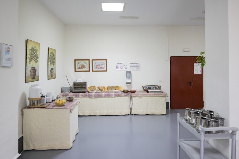 Hostal Marbella Inturjoven Youth Hostel