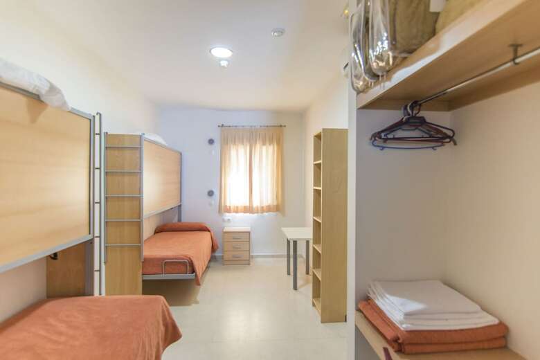 Hostal Marbella Inturjoven Youth Hostel