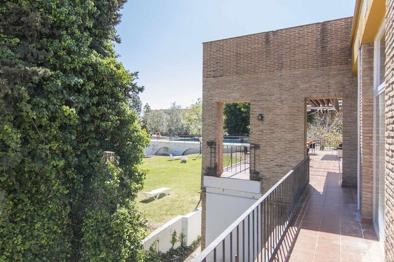 Hostal Marbella Inturjoven Youth Hostel