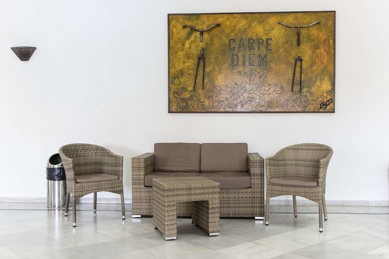 Hostal Marbella Inturjoven Youth Hostel