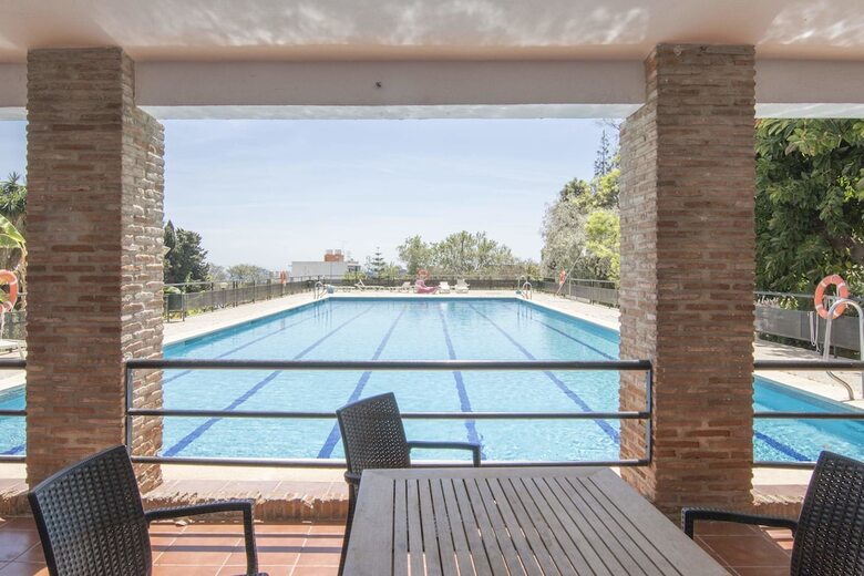 Hostal Marbella Inturjoven Youth Hostel