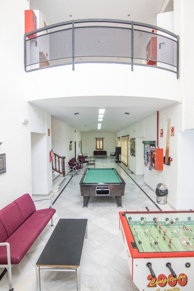 Hostal Marbella Inturjoven Youth Hostel