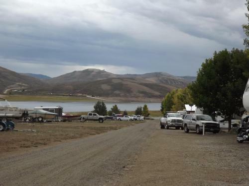 Gunnison Lakeside Cabins & Rv Park