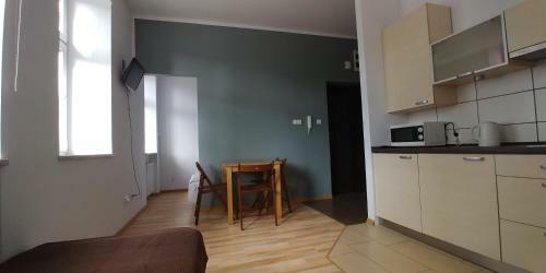 999 Aparthostel