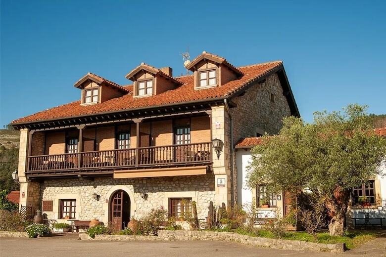 Hotel Trisileja En Posada La Busta