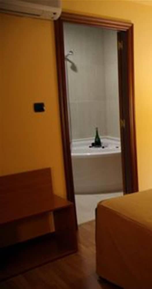 Hotel Leyton