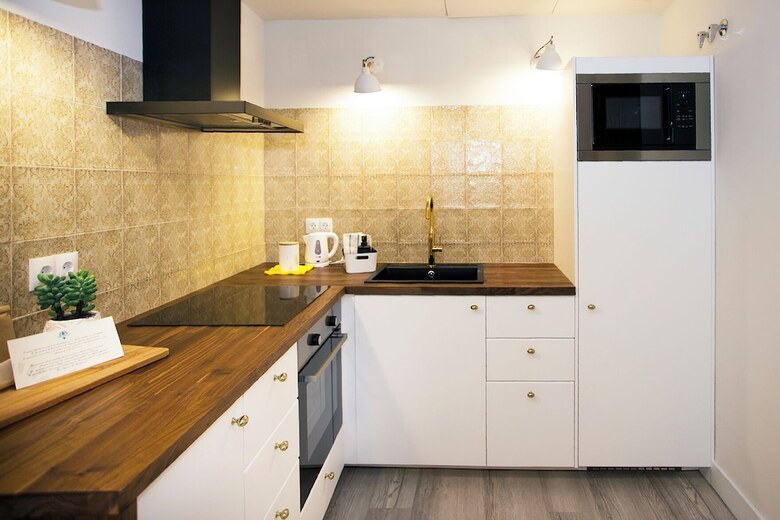 Aparthotel Graffiti Suites M�laga