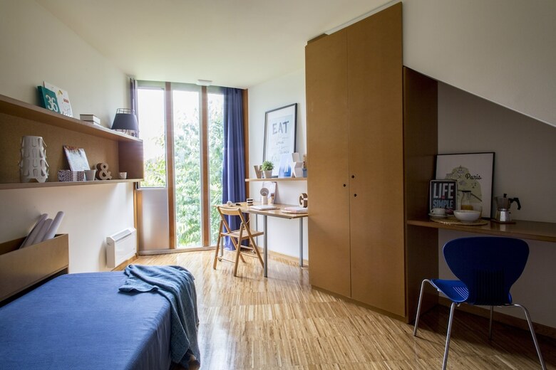 Hostal Residencia Universitaria O Castro - Campus Accommodation