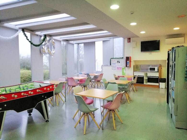 Hostal Residencia Universitaria O Castro - Campus Accommodation
