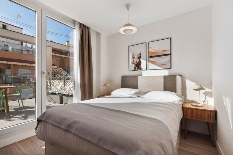 Aparthotel Limehome Valencia Carrer Del Pare Palau