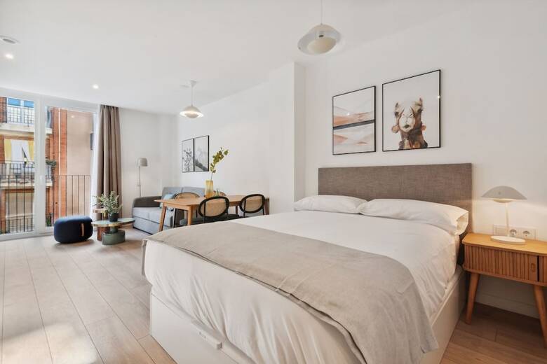 Aparthotel Limehome Valencia Carrer Del Pare Palau