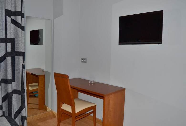 Hostal Hotel Jarama