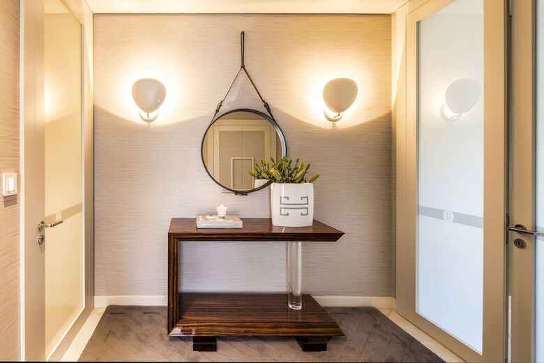 Cidnay - Hotel & Executive Center