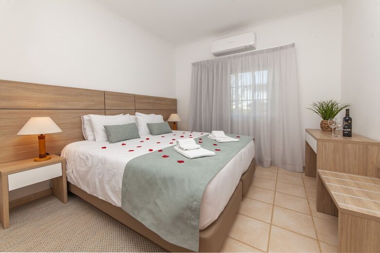 Aparthotel Atalaia Sol