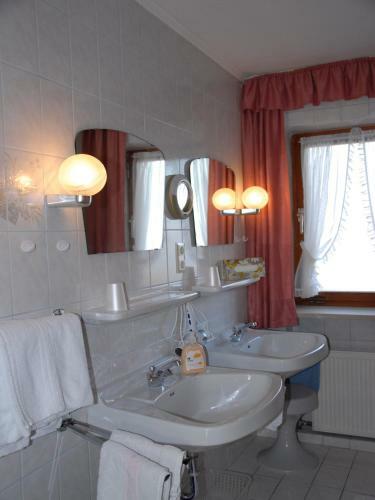 Hostal G�stehaus Gamsei