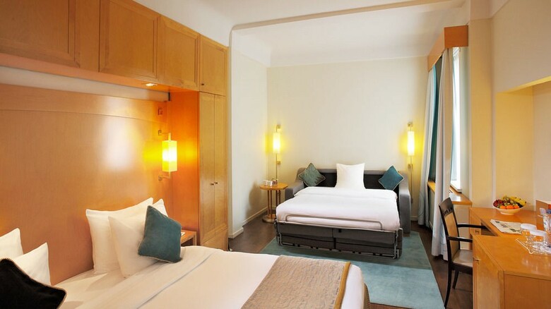 Hotel Doubletree By Hilton Brussels City