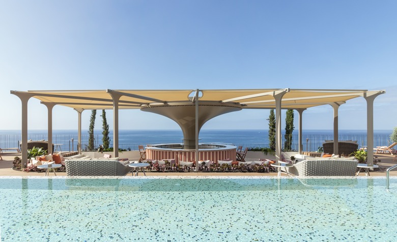 Hotel Next By Savoy Signature