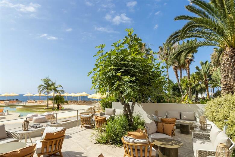 Hotel Next By Savoy Signature