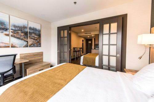 Hotel H�tel Quality Suites Drummondville