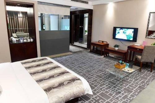 Largos Hotel